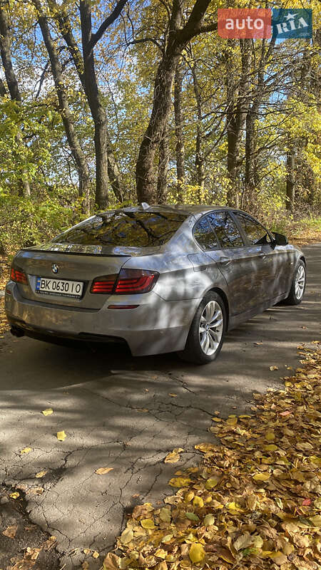 Седан BMW 5 Series 2010 в Корце фото 5 Седан BMW 5 Series 2010 в Корце