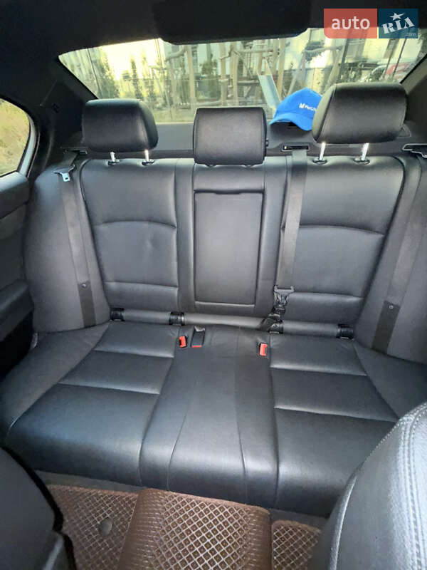 Седан BMW 5 Series 2012 в Ивано-Франковске фото 18 Седан BMW 5 Series 2012 в Ивано-Франковске