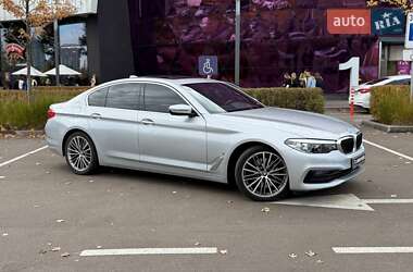 Седан BMW 5 Series 2018 в  Седан BMW 5 Series 2018 в