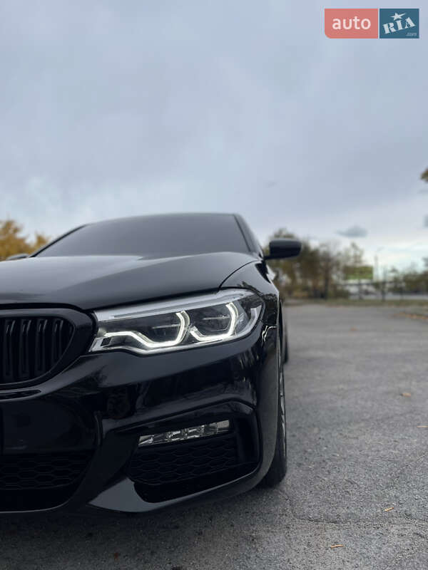 Седан BMW 5 Series 2018 в Днепре