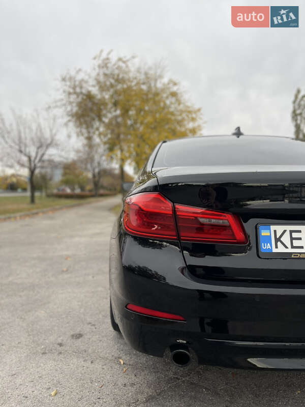 Седан BMW 5 Series 2018 в Днепре