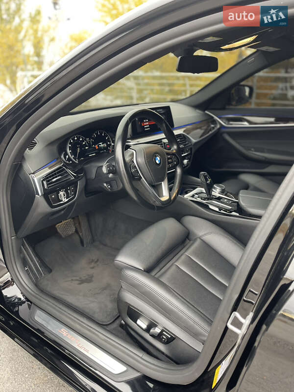 Седан BMW 5 Series 2018 в Днепре