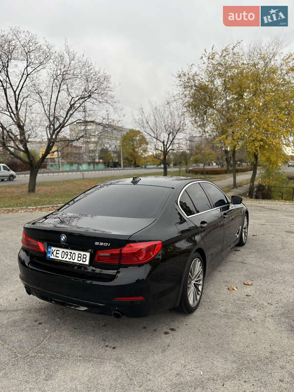 Седан BMW 5 Series 2018 в Днепре
