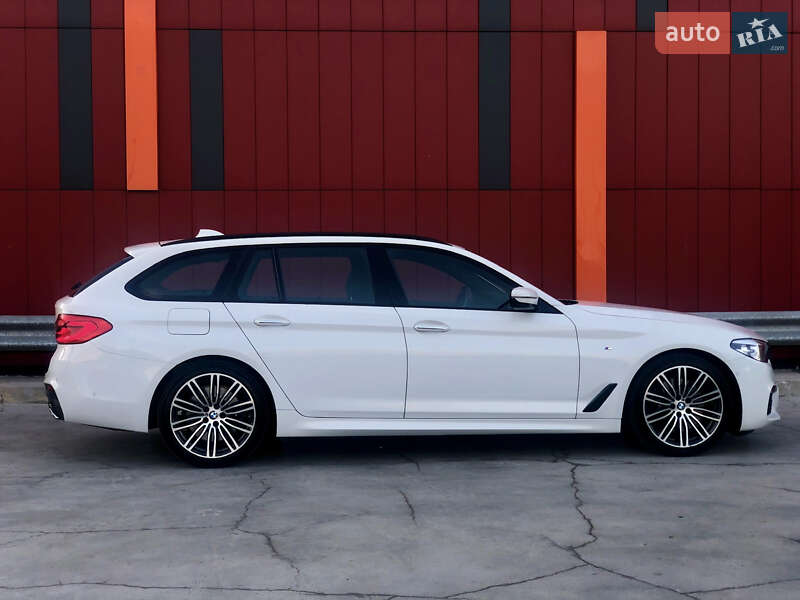 Универсал BMW 5 Series 2017 в Киеве фото 5 Универсал BMW 5 Series 2017 в Киеве