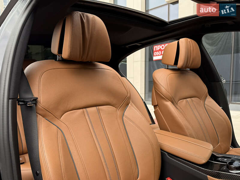 Седан BMW 5 Series 2018 в Києві фото 49 Седан BMW 5 Series 2018 в Києві