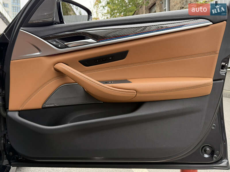 Седан BMW 5 Series 2018 в Києві фото 59 Седан BMW 5 Series 2018 в Києві