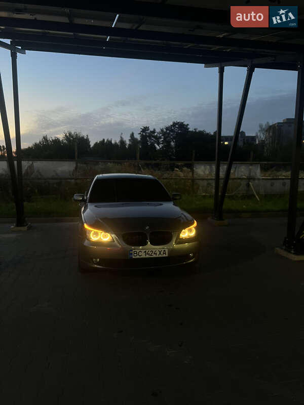 Седан BMW 5 Series 2008 в Львові