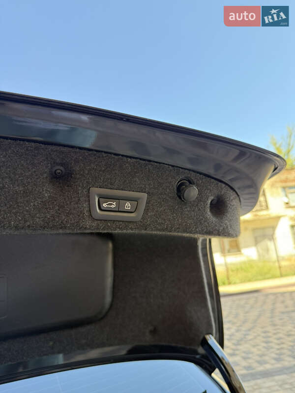 Седан BMW 5 Series 2016 в Измаиле