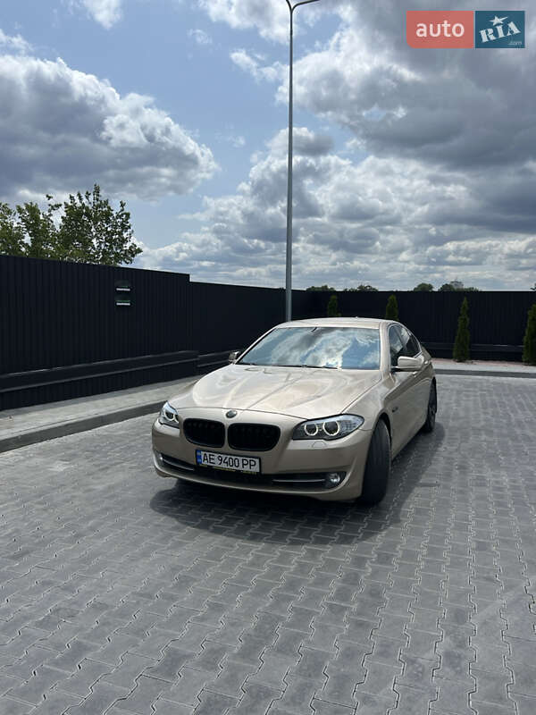 Седан BMW 5 Series 2013 в Дніпрі