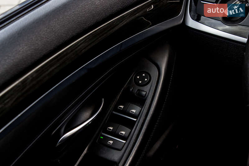Седан BMW 5 Series 2015 в Львове фото 47 Седан BMW 5 Series 2015 в Львове
