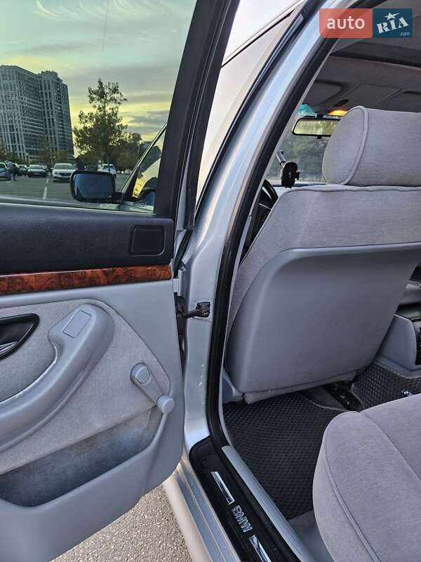 Седан BMW 5 Series 1997 в Киеве фото 45 Седан BMW 5 Series 1997 в Киеве