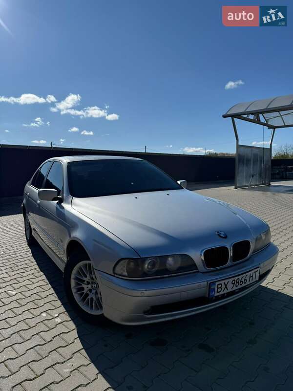 Седан BMW 5 Series 2002 в Летичіві