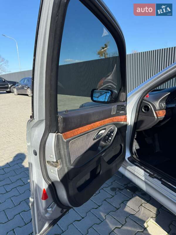 Седан BMW 5 Series 2002 в Летичіві