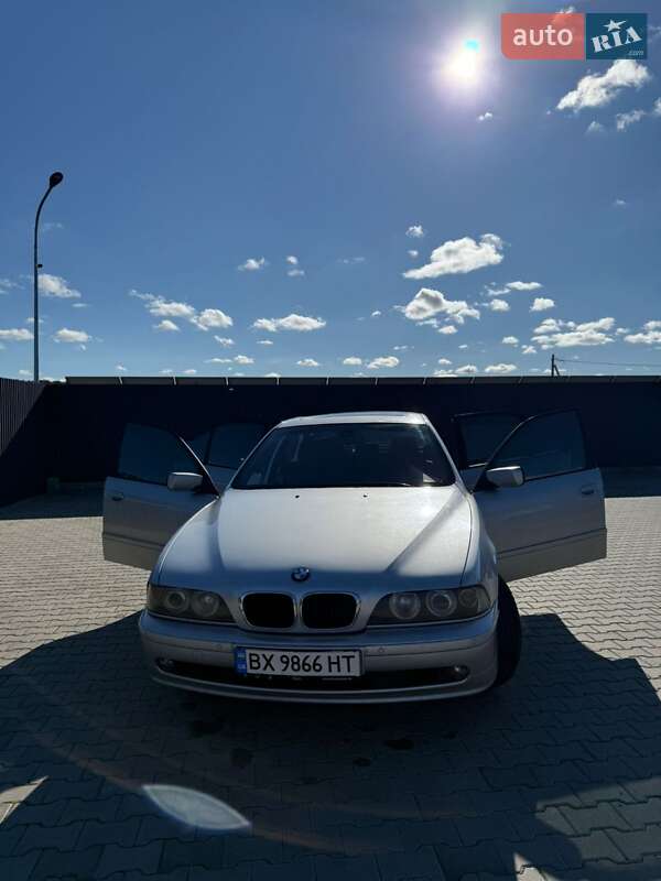 Седан BMW 5 Series 2002 в Летичіві