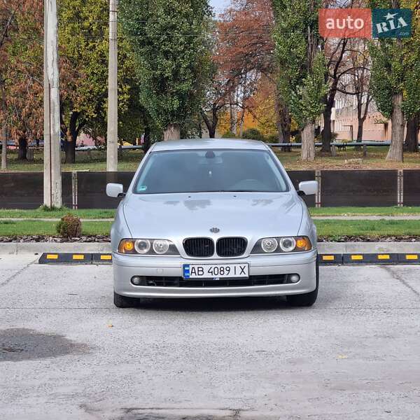 BMW 5 Series 2002 BMW 5 Series 2002