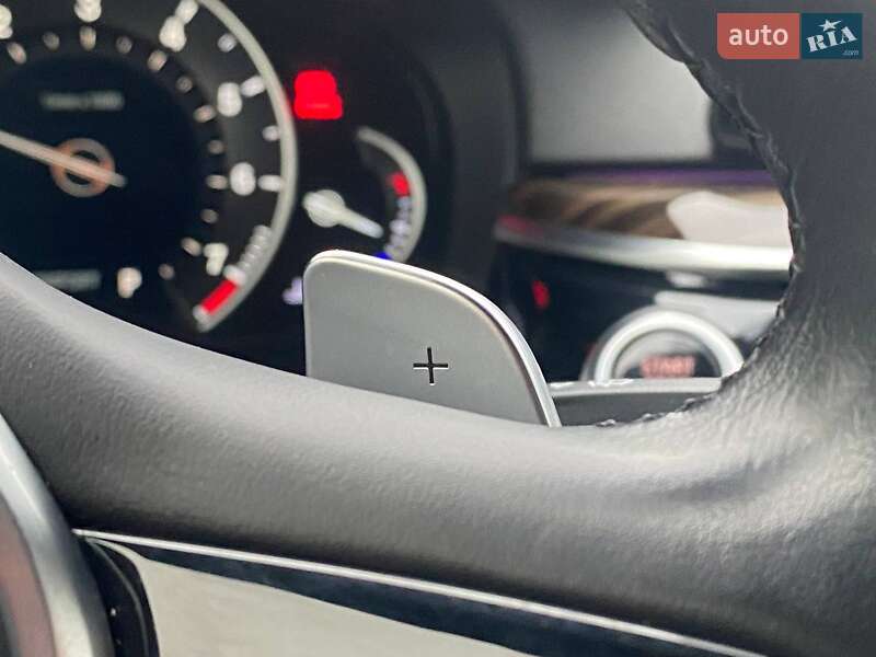 Седан BMW 5 Series 2017 в Киеве фото 29 Седан BMW 5 Series 2017 в Киеве