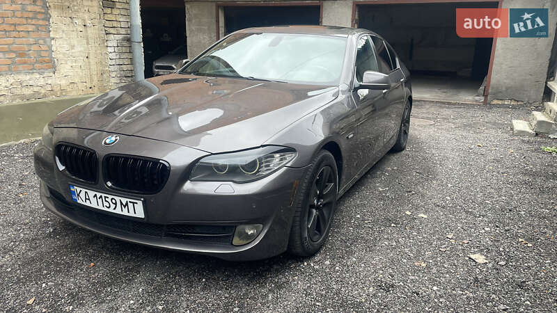 Седан BMW 5 Series 2010 в Киеве фото Седан BMW 5 Series 2010 в Киеве