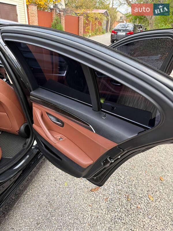 Седан BMW 5 Series 2015 в Виннице
