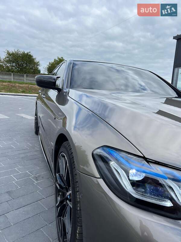 Седан BMW 5 Series 2017 в Львове фото 8 Седан BMW 5 Series 2017 в Львове