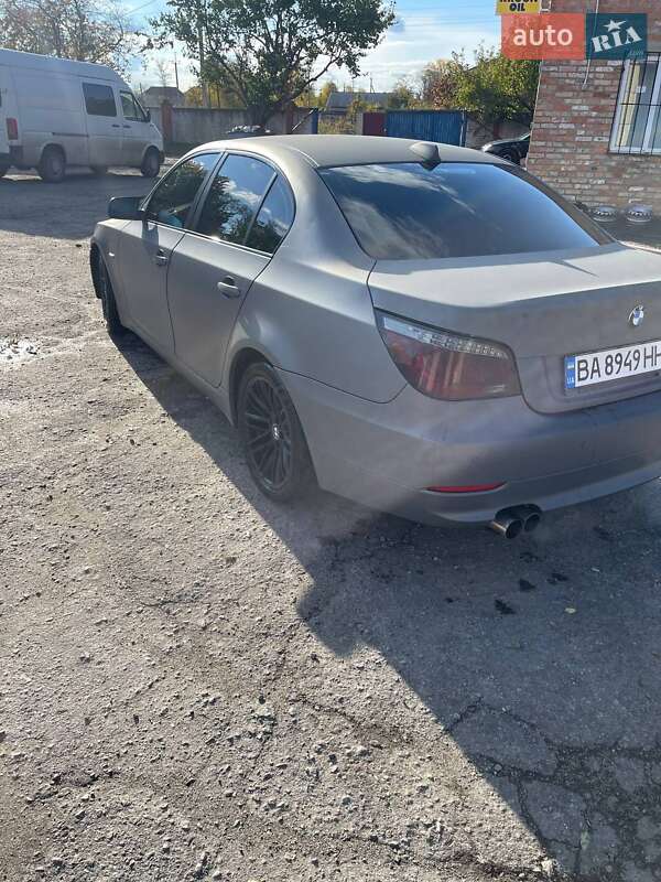 Седан BMW 5 Series 2007 в Александрие