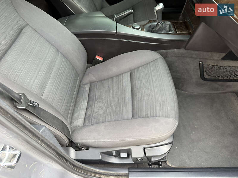 Седан BMW 5 Series 2006 в Стрые фото 60 Седан BMW 5 Series 2006 в Стрые