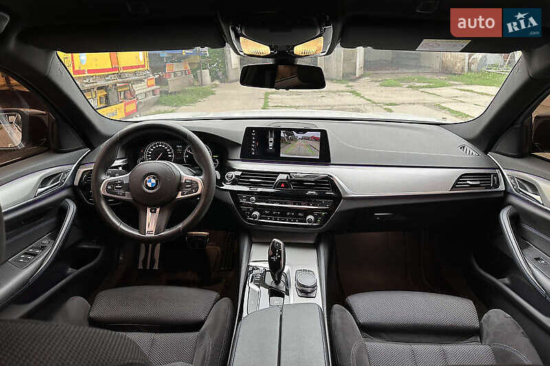 Седан BMW 5 Series 2017 в Львове фото 22 Седан BMW 5 Series 2017 в Львове