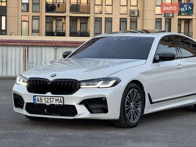 Седан BMW 5 Series 2018 в Виннице