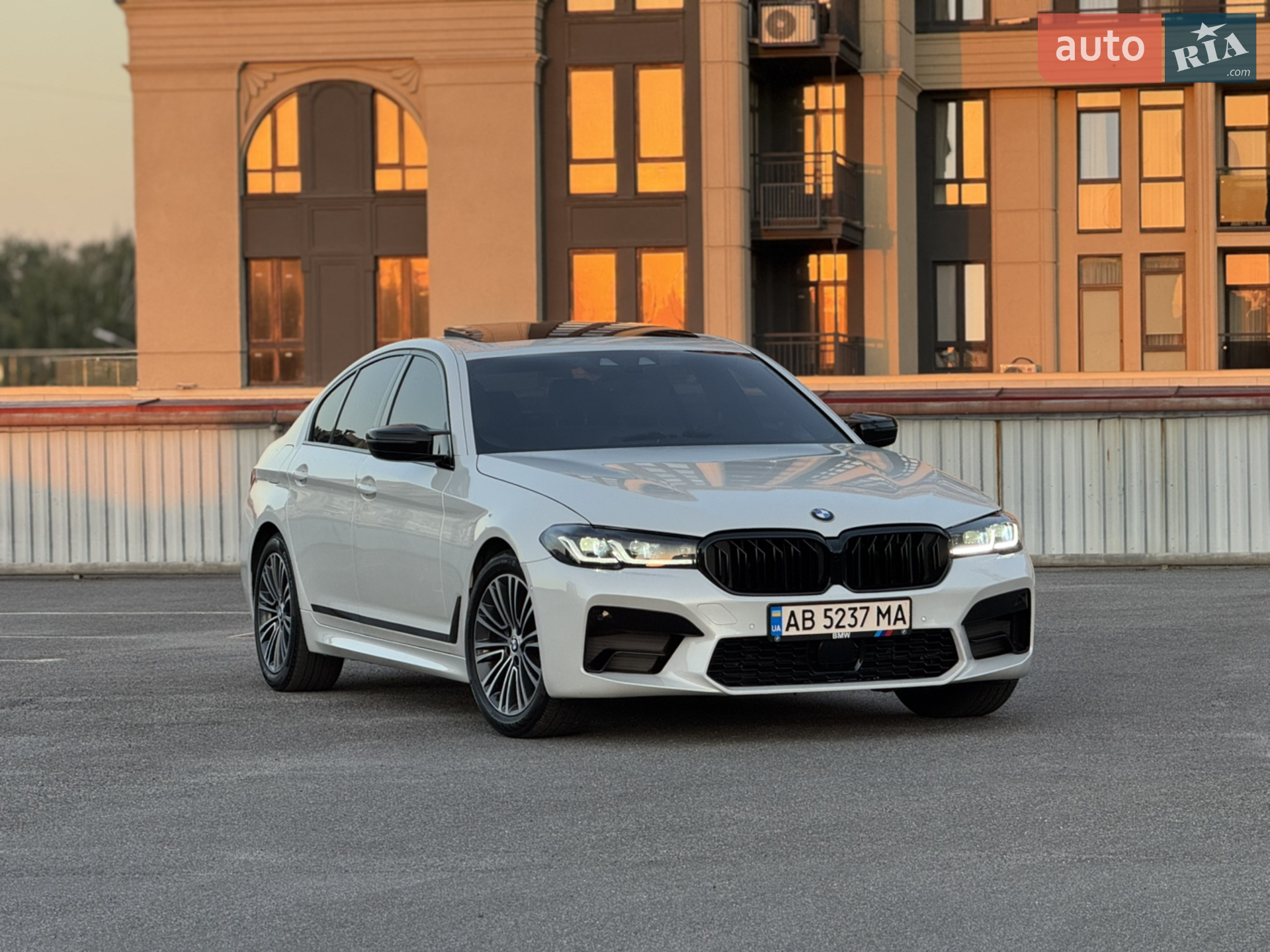 2018 BMW 5er - мініатюра 10
