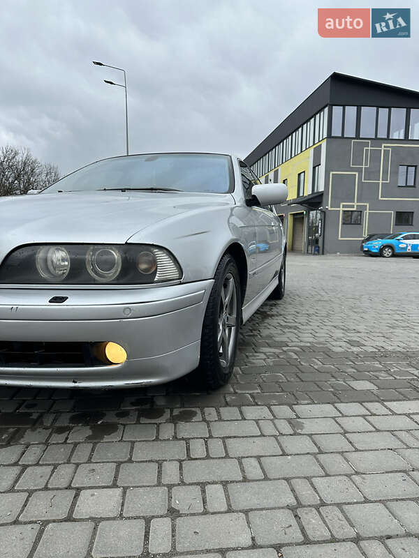 Седан BMW 5 Series 2001 в Виннице
