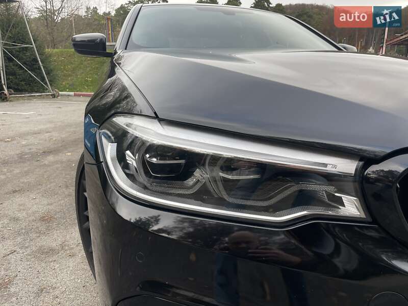 Седан BMW 5 Series 2017 в Львове фото 5 Седан BMW 5 Series 2017 в Львове