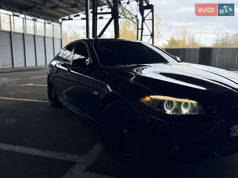 Седан BMW 5 Series 2011 в Харькове