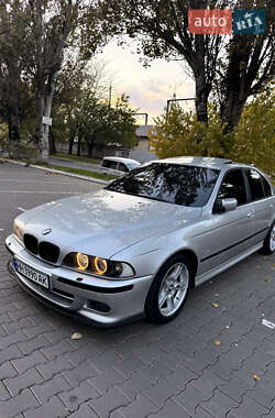 Седан BMW 5 Series 2000 в Одессе