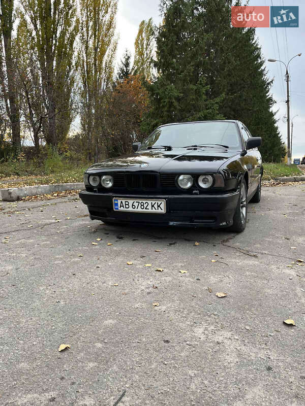 BMW 5 Series 1990 BMW 5 Series 1990