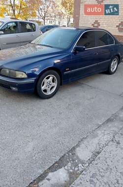 Седан BMW 5 Series 1998 в Нетешине