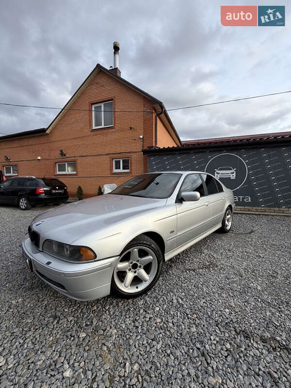 BMW 5 Series 2001 BMW 5 Series 2001