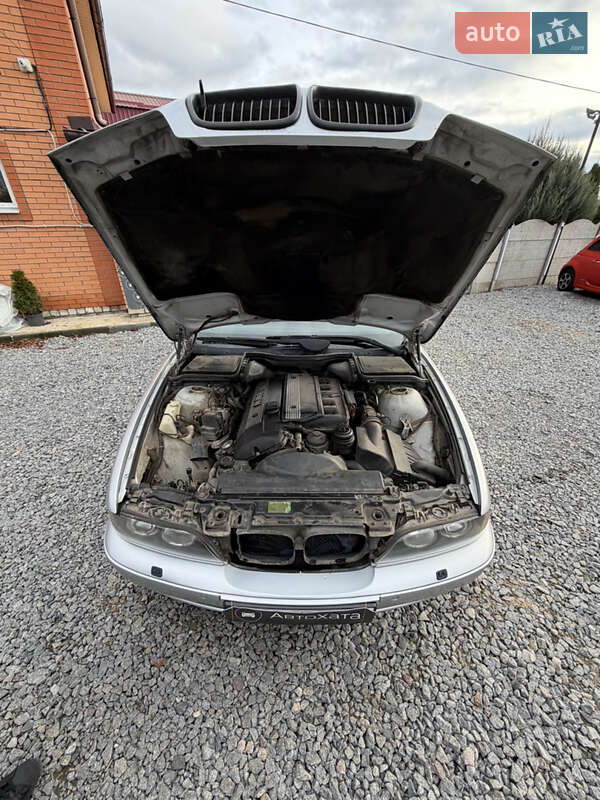 Седан BMW 5 Series 2001 в Дергачах фото 9 Седан BMW 5 Series 2001 в Дергачах