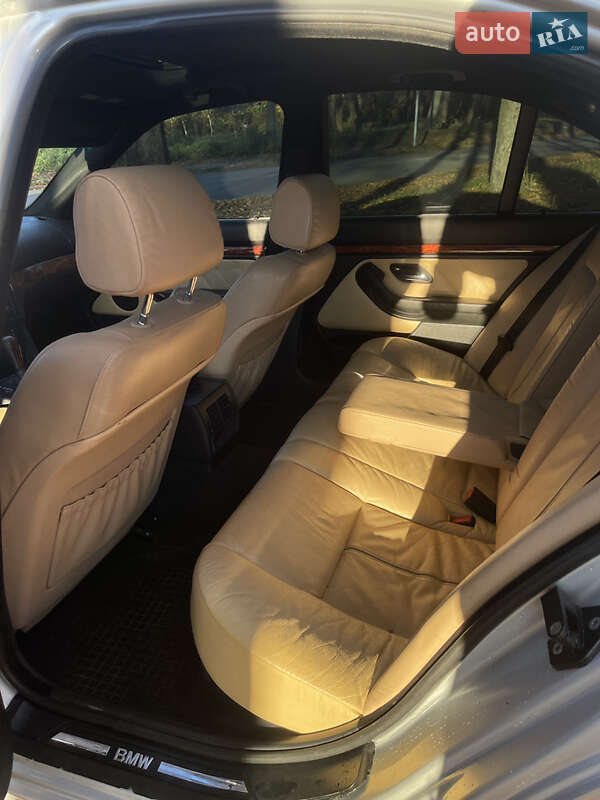 Седан BMW 5 Series 2001 в Черновцах