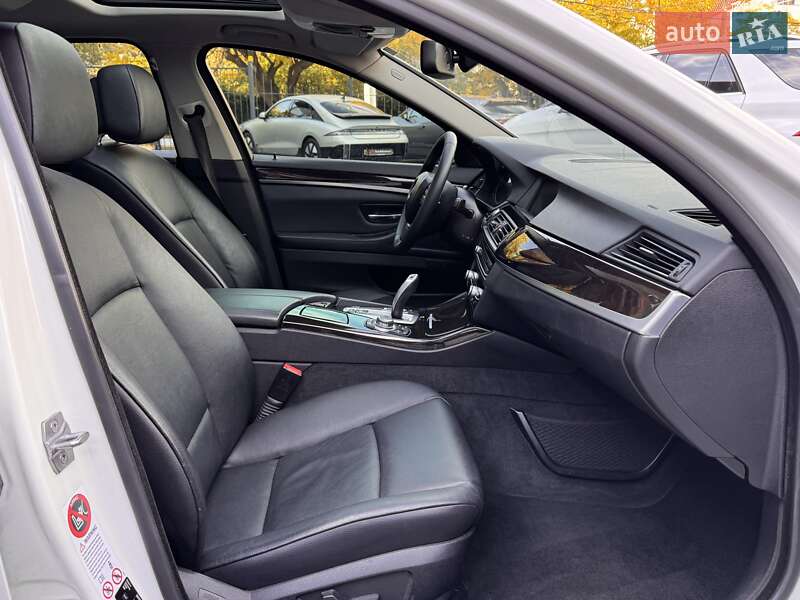 Седан BMW 5 Series 2013 в Одессе