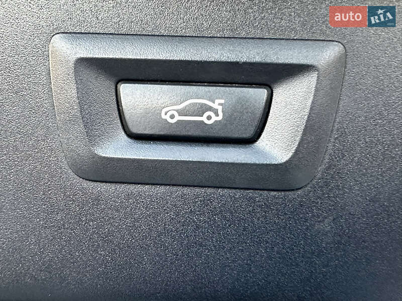 Універсал BMW 5 Series 2014 в Дніпрі