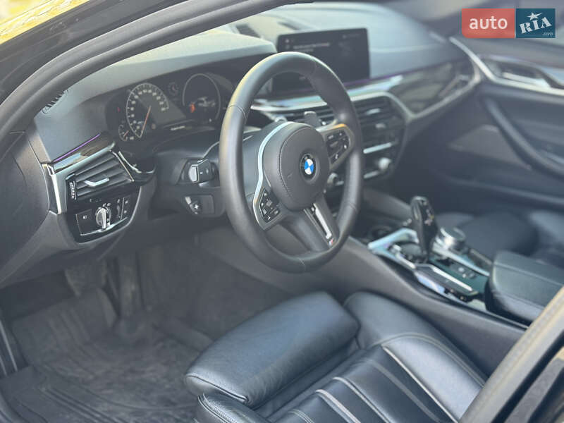 Седан BMW 5 Series 2017 в Днепре