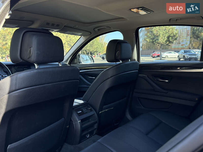 Седан BMW 5 Series 2011 в Одессе