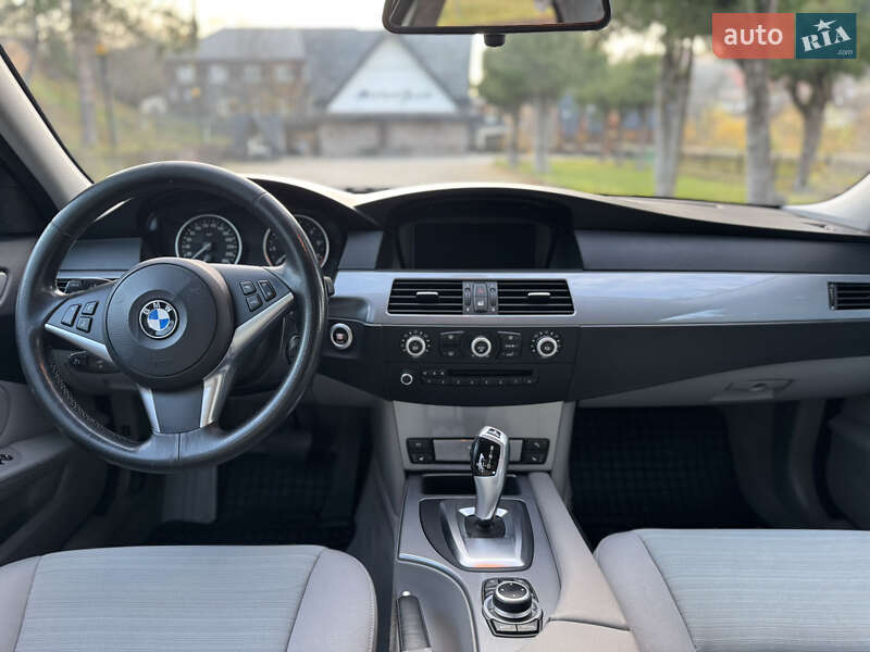 Седан BMW 5 Series 2009 в Косові фото 30 Седан BMW 5 Series 2009 в Косові