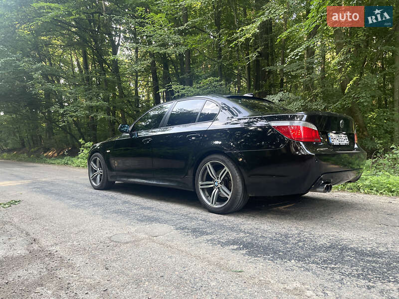 Седан BMW 5 Series 2005 в Бершади