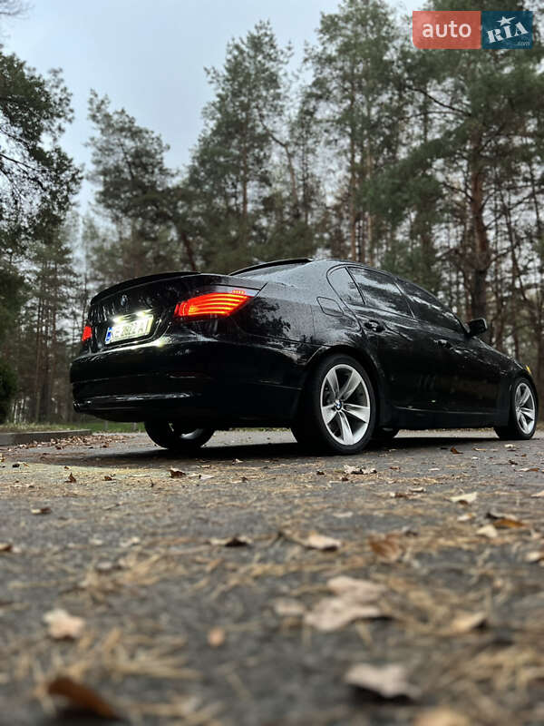 Седан BMW 5 Series 2008 в Новомосковську