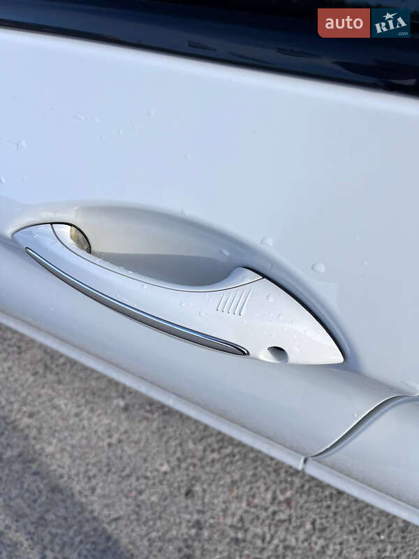 Седан BMW 5 Series 2013 в Львове