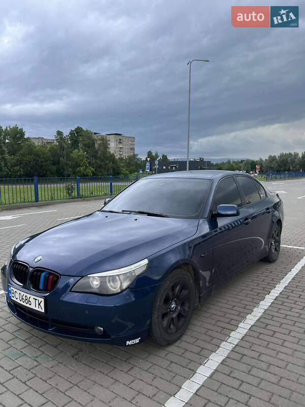 Седан BMW 5 Series 2004 в Бориславе