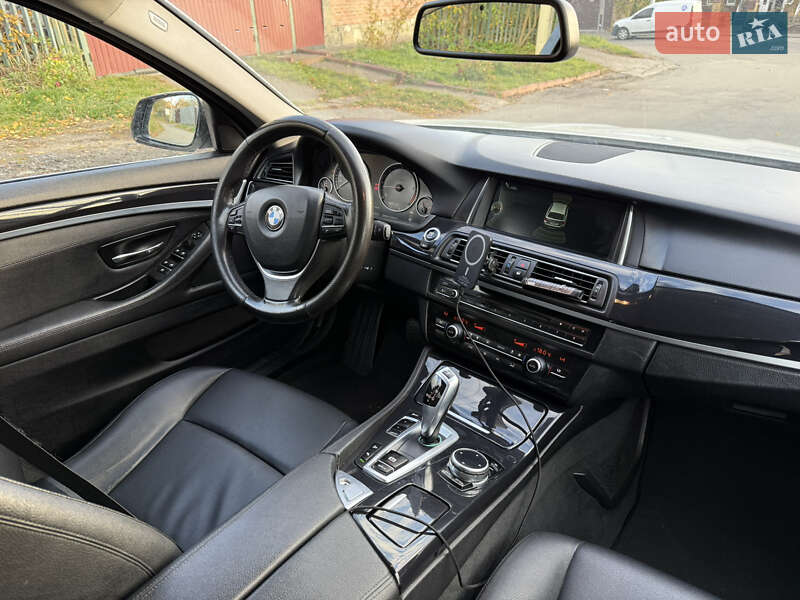 Универсал BMW 5 Series 2015 в Хмельницком