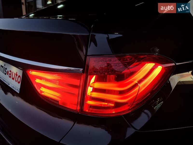 Лифтбек BMW 5 Series 2012 в Виннице