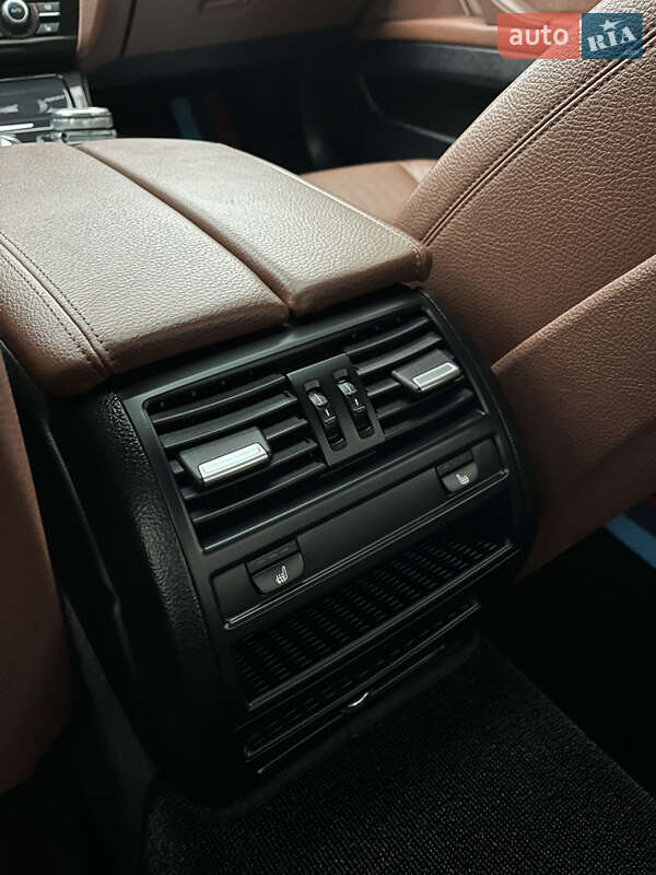 Седан BMW 5 Series 2016 в Виннице