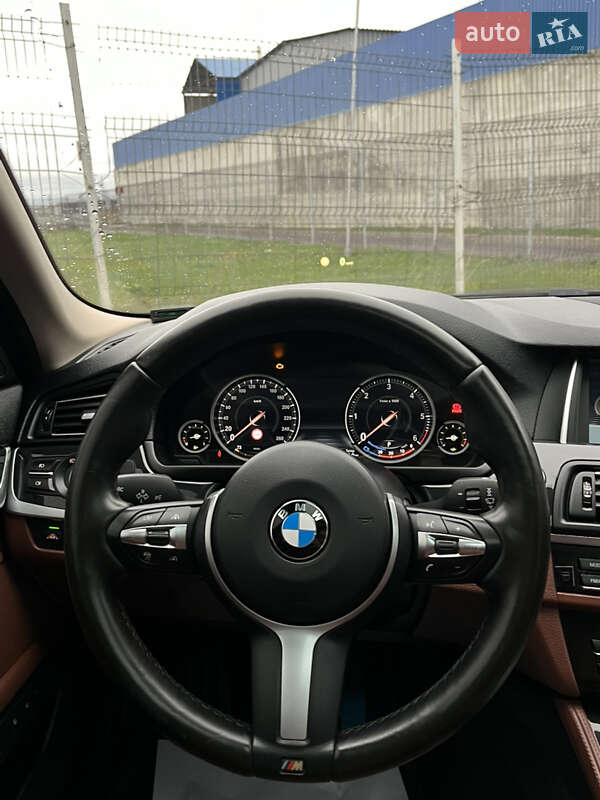 Седан BMW 5 Series 2016 в Виннице
